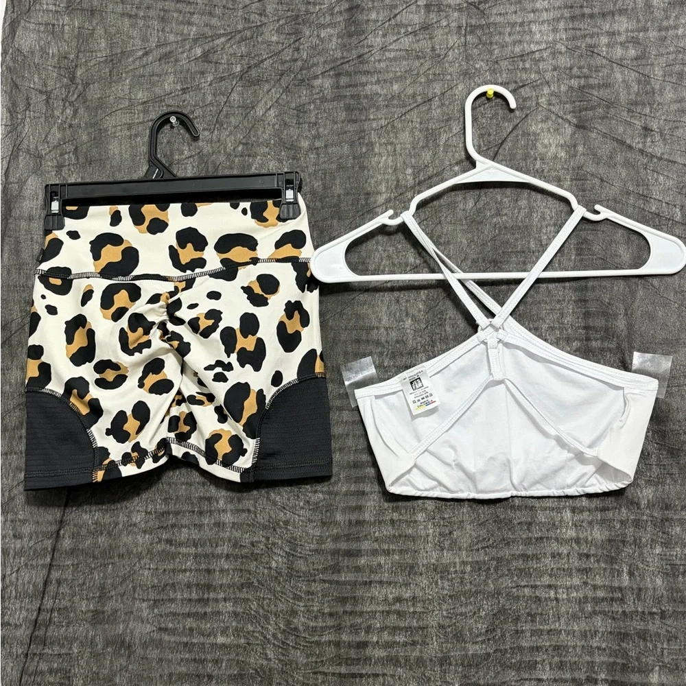 JESFER Activewear Set Women’s Size S Leopard Shorts & Sports Bra NWT(A230)&✨
